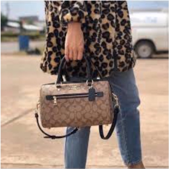 Coach
ROWAN SATCHEL IN SIGNATURE CANVAS - Picture 11 of 12